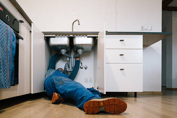 Professional Leak Detection technician working in Skyforest, CA